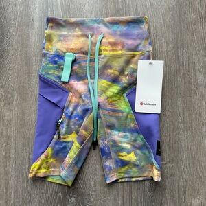 NWT Lululemon cargo high-rise hiking shorts size 2